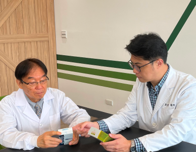 高規格實驗室-與細田和昭 教授討論檢視保健產品最後把關